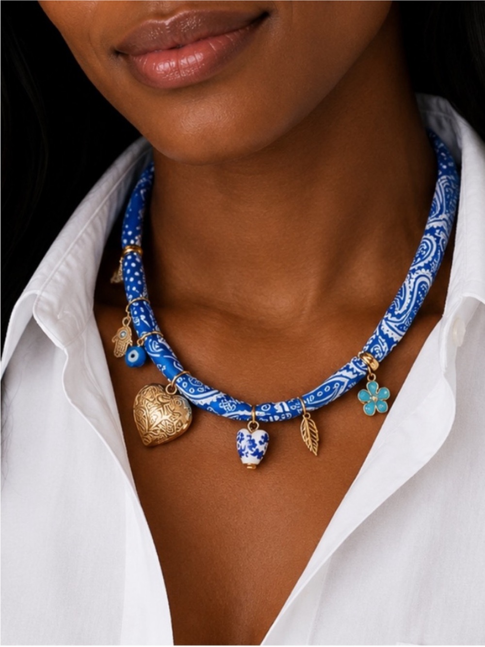 New! Preppy Colorful Blue Scarf Charm Necklace NWOT 1024